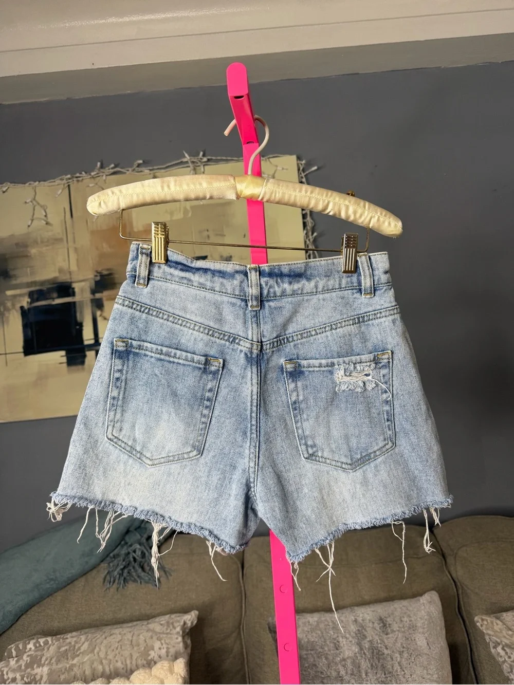 PacSun Baggy Jean Distressed Denim Shorts Size 25 Light Wash 💙